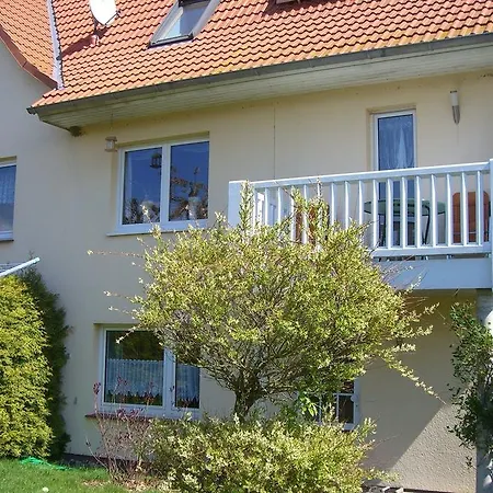 Gaestehaus Schmidt 博尔滕哈根