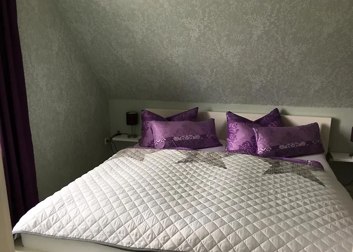 Gaestehaus Schmidt *